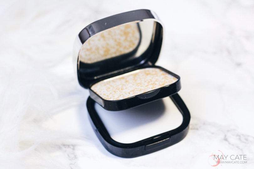 SET & REFLECT VAN MUA. DEZE MOETJEHEBBEN May Cate